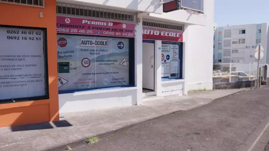 Devanture auto-école